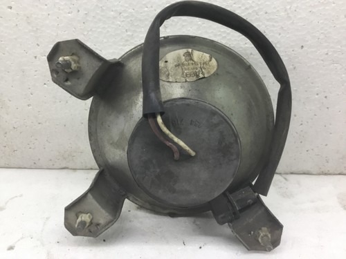 Mk1 Vw Cabriolet 1983-1992 FRONT HEADLIGHT INNER HIGH BEAM LIGHT LAMP right - Picture 2 of 4