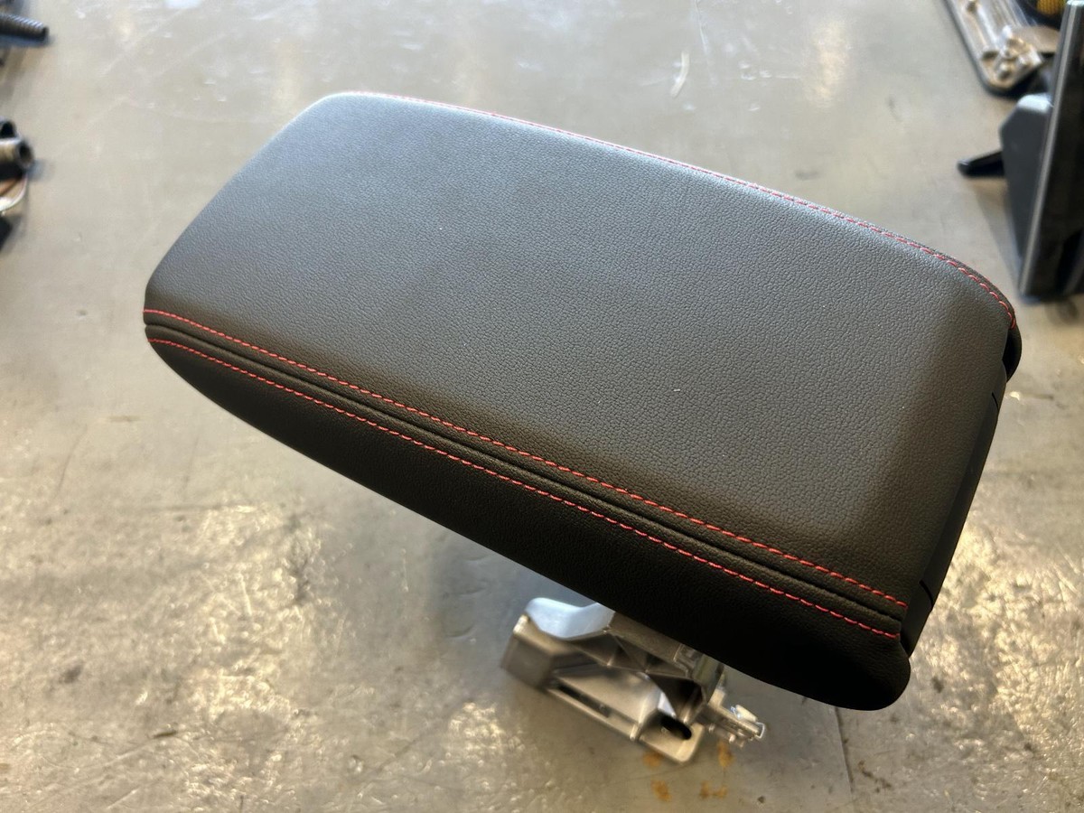 AUDI S3 Front Console Armrest 8Y0864283B 4PK B3890 | eBay