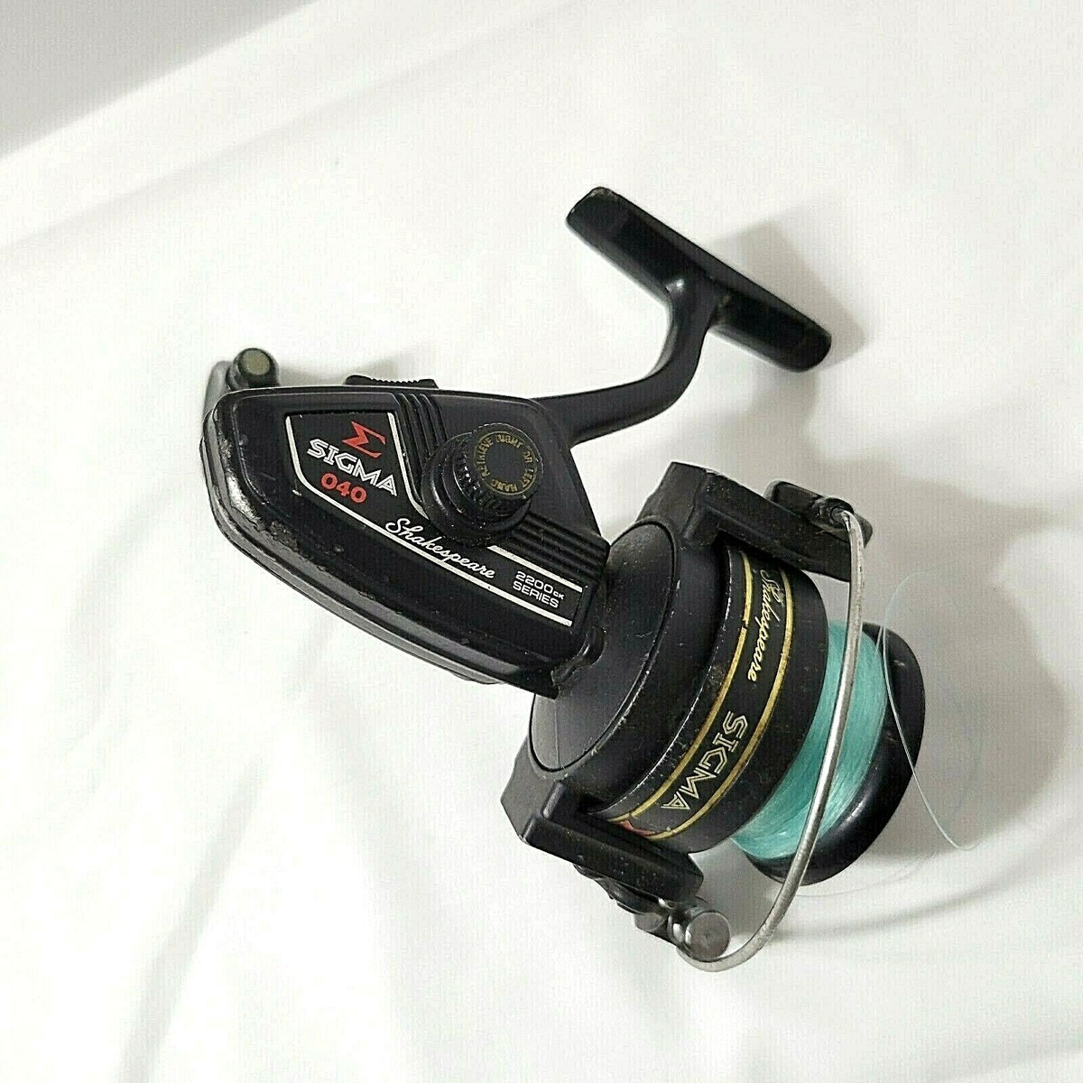 SHAKESPEARE Sigma 040 2200 CK Series Spinning Fishing Reel