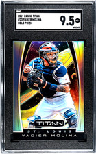 2019 Panini Titan #23 Yadier Molina HOLO SILVER PRIZM SGC 9.5