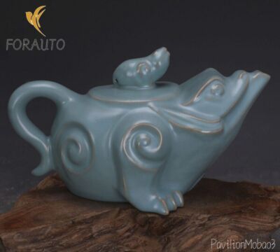 Chinese Green Glaze Porcelain Teapot Toad Frog Handmade Collection Home Decor
