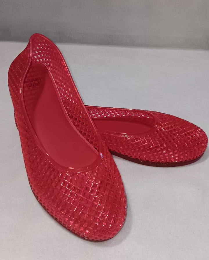NWOT! Wild Fable Isabella Jelly Flats Womens Size 7  Red Slip On With Removeable