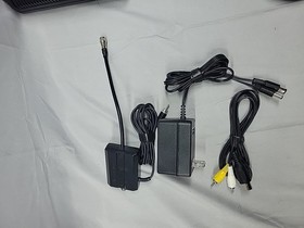 SEGA GENESIS MODEL 1601 16 BIT GAME CONSOLE BUNDLE + CONTROLLER CABLES & 8 GAMES