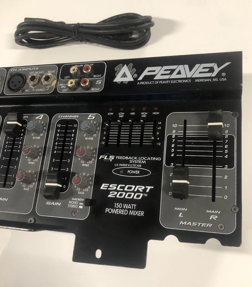 Peavey Escort 2000 150 watt Powdered Mixer Unit Board Box Audio Music - Image 2 of 4