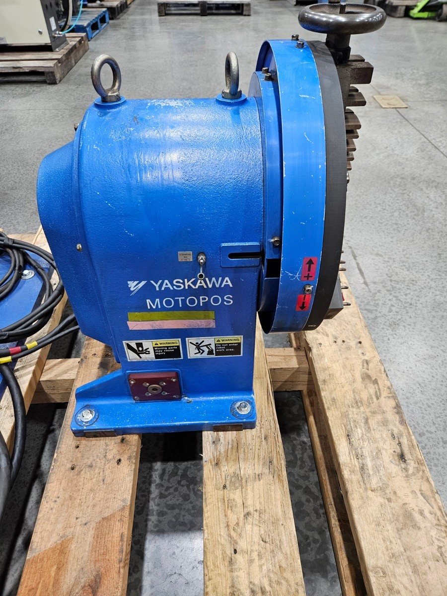 Yaskawa Motoman MH24 Industrial Robot W/ DX200 Control and Aux