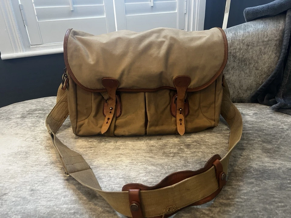 Billingham 445 Camera Bag – Canvas & Leather – Vintage Classic Adventure Bag - Image 2 of 4