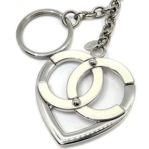 CHANEL Keychain Key Ring Coco Mark Heart White Silver Women's Total length 13cm - Picture 2 of 6