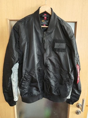 Alpha Industries Herren Bomberjacke MA-1 TT Custom Schwarz - Bild 1 von 3