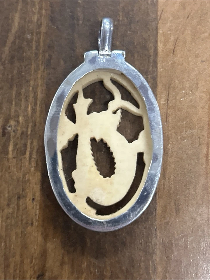 Collar colgante blanco tallado a mano dragón chino de plata de ley 14,61 gramos Foto 2 de 4