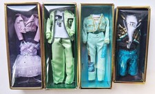 RAINBOW HIGH SET OF 4 OUTFITS for the 11" DOLLS MD BOX 2/A