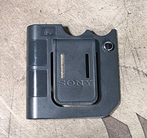 Sony Walkman WM-AF79 Outback Replacement Original OEM BELT CLIP ONLY