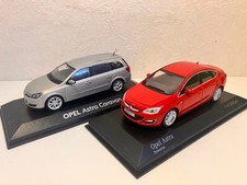 Minichamps 1/43 Opel Astra & Astra Wagon 2-Car Set Diecast Models