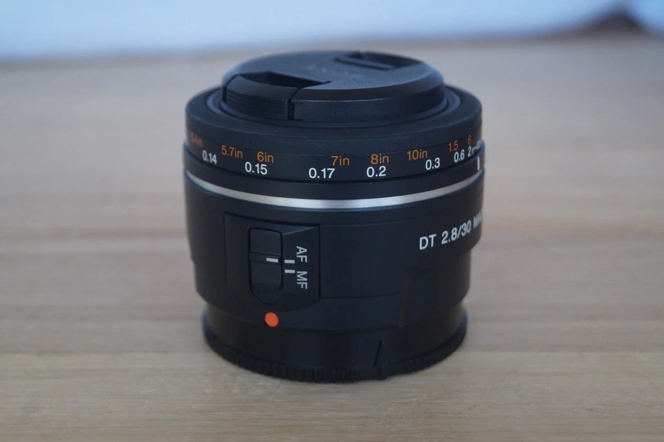 Объектив Sony DT 30 мм f/2.8 Macro SAM SAL30M28 A-Mount APS-C автофокус чистый протестирован - Изображение 2 из 4