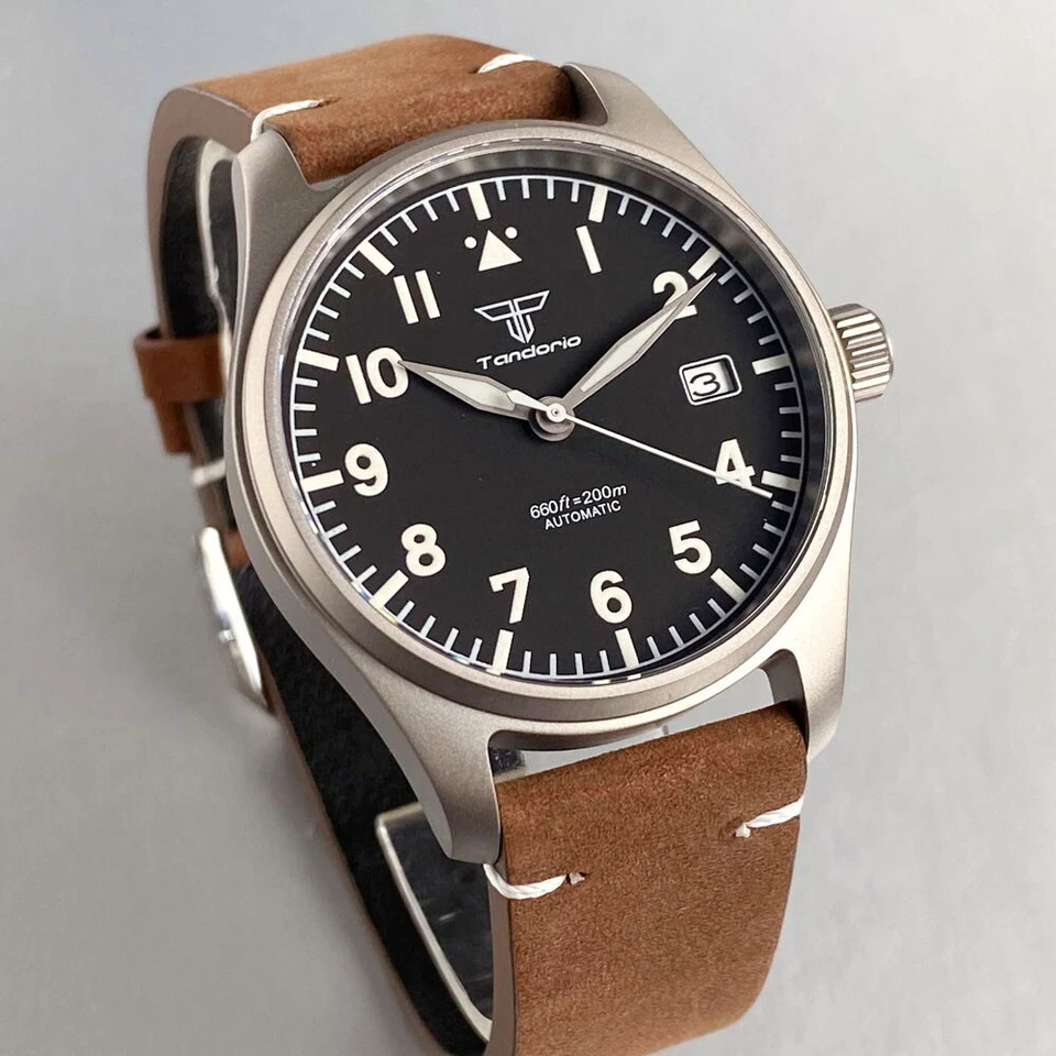 Relojes con movimiento automático NH35 de cristal de zafiro piloto de titanio de 39 mm para hombre Foto 4 de 4