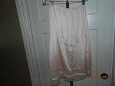 Satin Half Slip 100 Nylon Olga Cutest Girly Light Peach Silky Nylon Half slip M