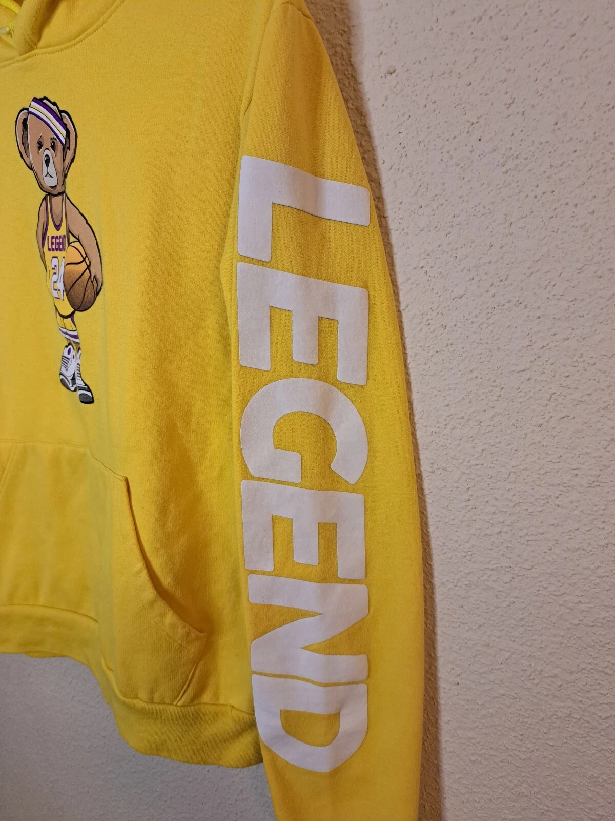 VETEMENTS Felpa con cappuccio gialla Bailey Abbigliamento Legend con orso da basket