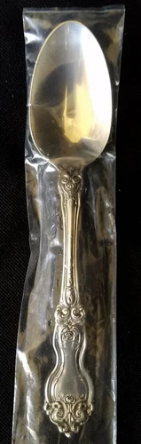 LA REINE 6" TEASPOON(s) by Wallace Sterling 1921