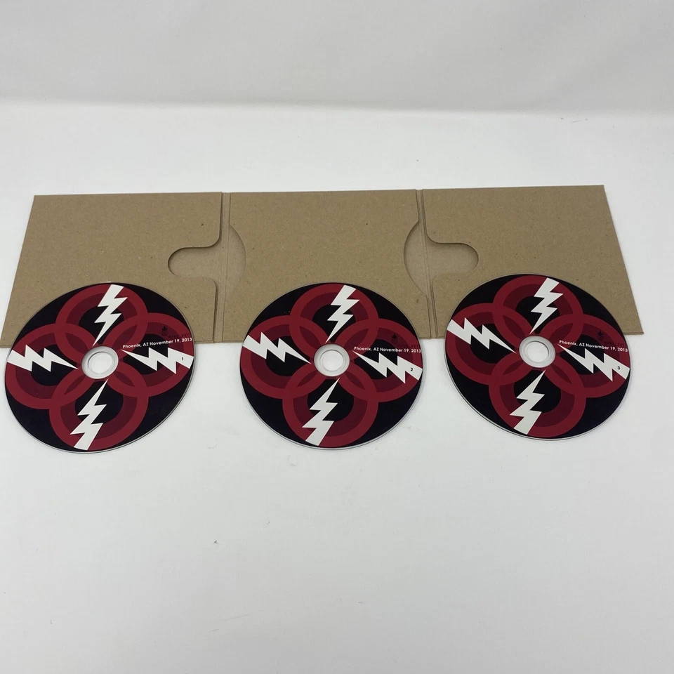 PEARL JAM – PHOENIX ARIZONA November 19 2013 – OFFICIAL BOOTLEG USA -  3CD - Imagem 3 de 4