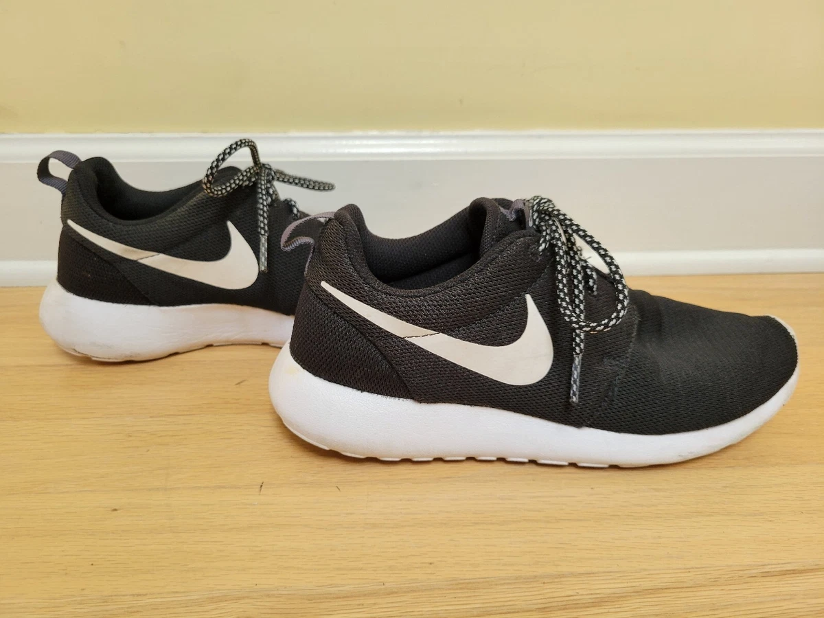 Nike shoes size 8 womens Clearance