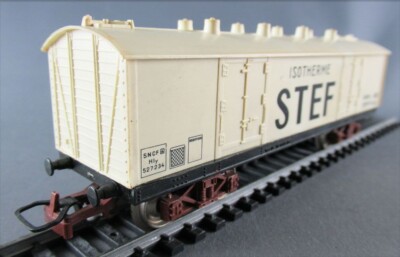 Wagons Marchandises Jouef HO - Isothermes Et Containers - Vintage 1970