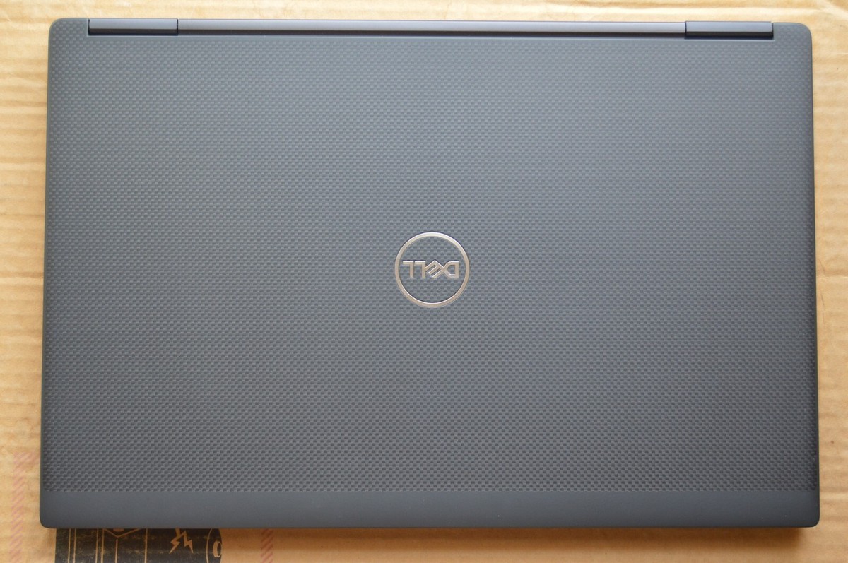 Dell Precision 7740 i7-9850H 1080P 32GB 1TB SSD RTX 5000 Backlit
