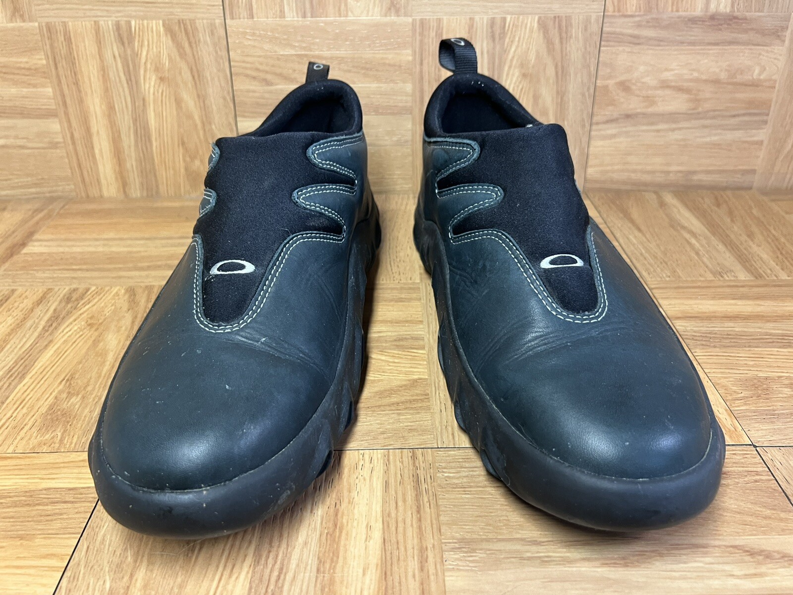 RARE🔥 Oakley Arrowhead Slip On Sport Shoe 11.5 Men's Saw Teeth Flesh Slide image 4