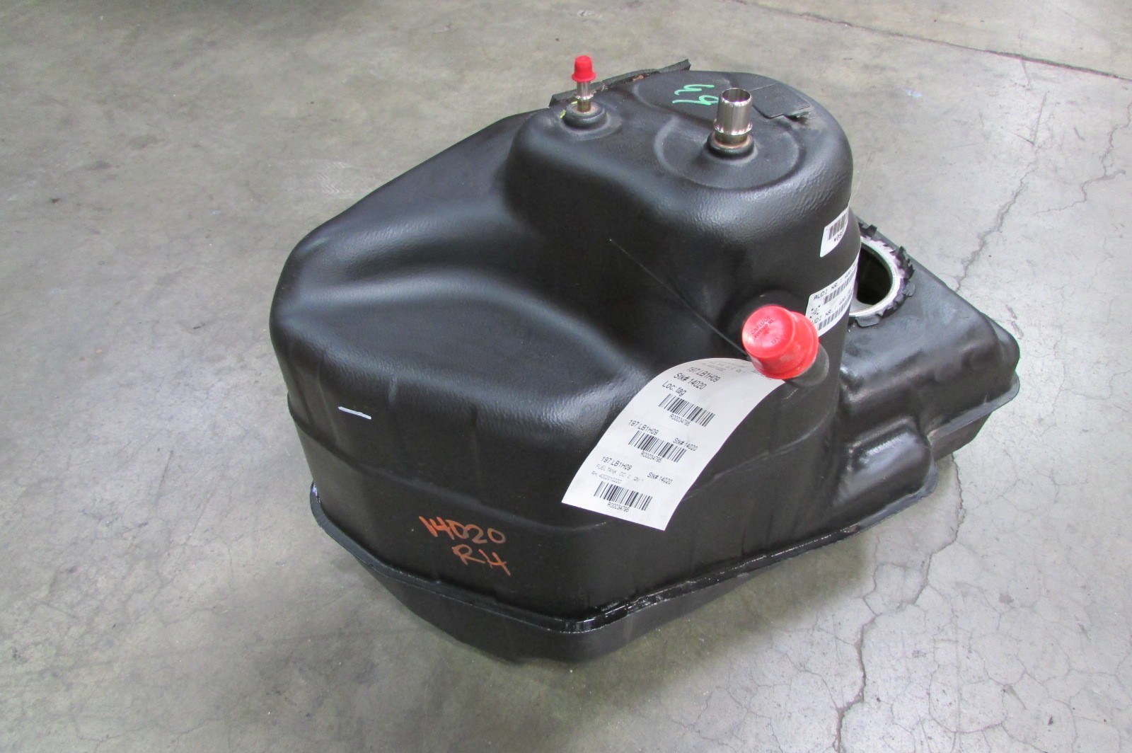 Lamborghini Gallardo LP550, 560, Coupe, RH,Right Fuel Tank, Used, P/N 400201022C