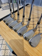 Wilson FG Tour Irons / 4-PW / Stiff Flex Dynamic Gold S300 Shafts