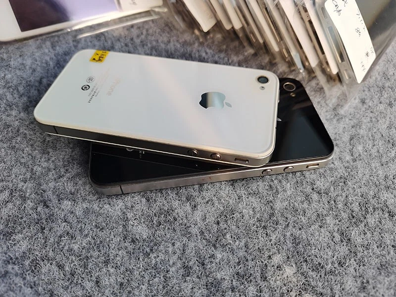 苹果 iPhone 4 iOS 7 白色/黑色 8 GB 无锁版经典智能手机 - 100% 正常使用 — 第 3/4 张图片