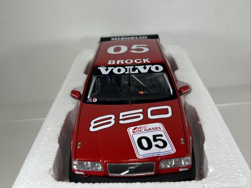 1/18 AUTOart 1996 Volvo 850 Australian Super Touring Champion Peter Brock 89694 - Bild 8 von 20
