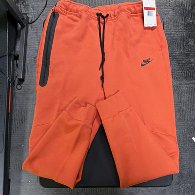Men s Nike Tech Fleece Jogger Pants Sz L Orange New
