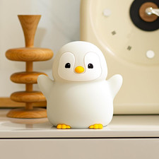 Happy Penguin Night Light, LED Squishy Novelty Animal Lamp, Food Grade Silicone,