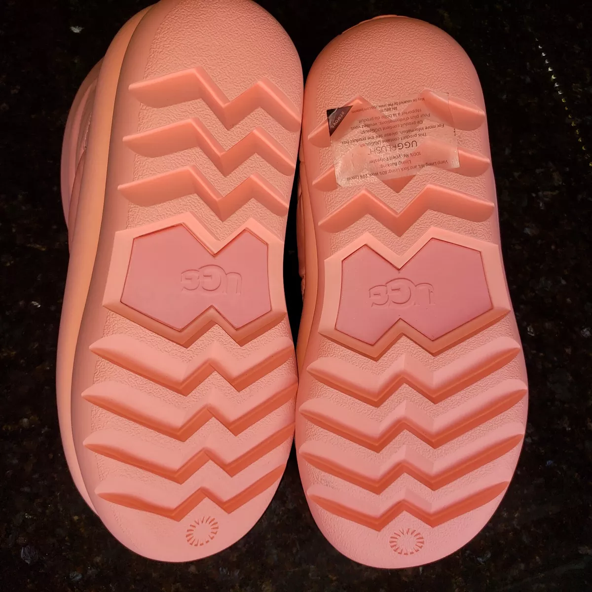 UGG Women's Classic Maxi Mini Bootie 1132017 Sz 8