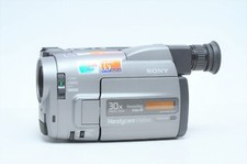 Sony Handycam CCD-TRV52 8mm Camcorder