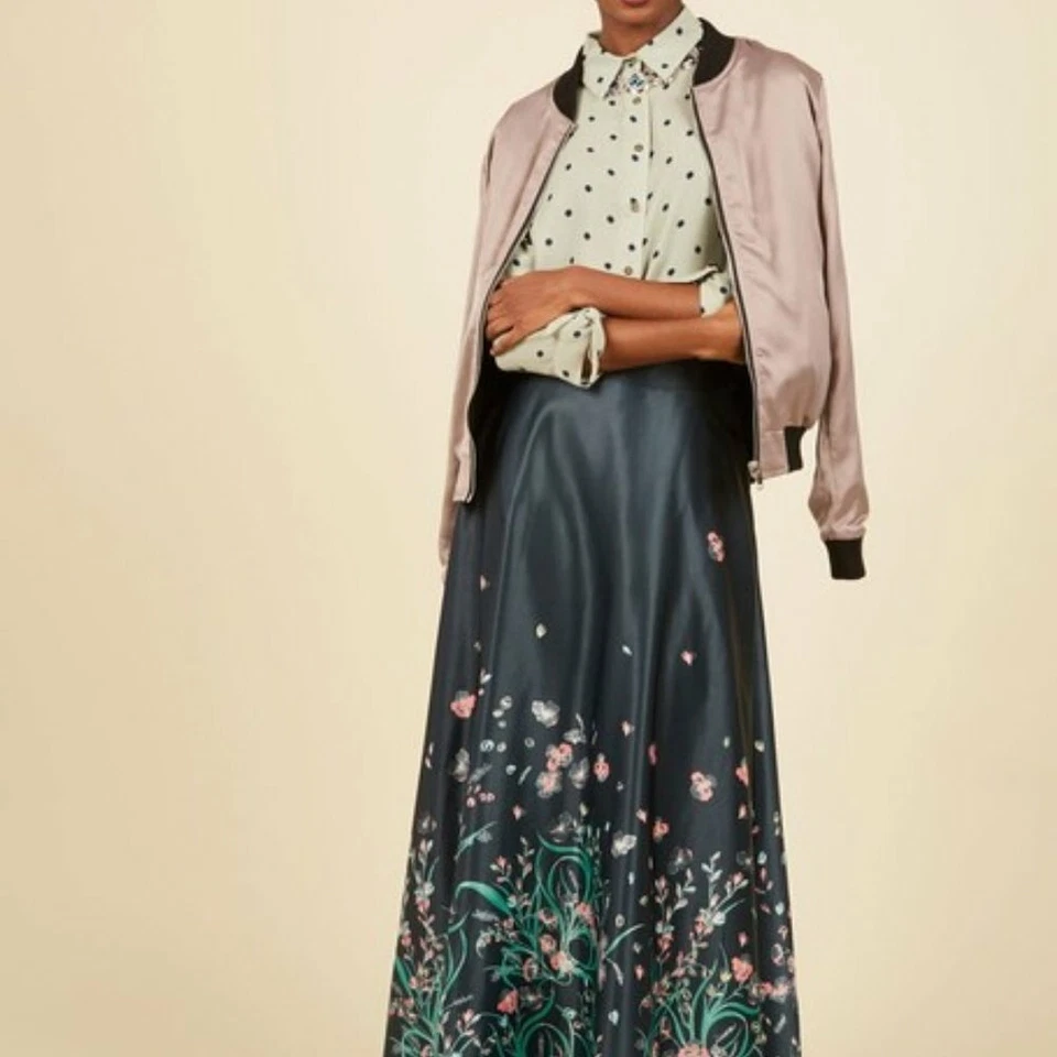 Blue Modcloth Navy Floral Arose Such A Classic Skirt sz M - Image 2 of 4