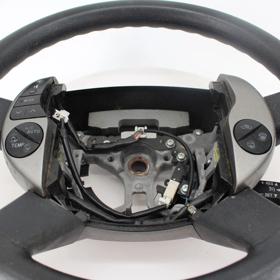 Volante de couro Toyota Prius 2004-2009 com controles de interruptor - Imagem 2 de 4