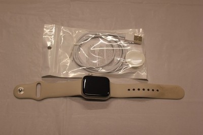 Apple Watch Series SE (2nd Gen) 40mm GPS + WiFi + Cellular Unlocked E2B1