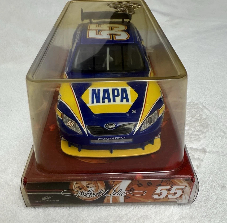 MICHAEL WALTRIP 2008 NAPA AUTO PARTS # 55 1/24 WINNERS CIRCLE DIECAST CAR NIB - Image 2 of 4