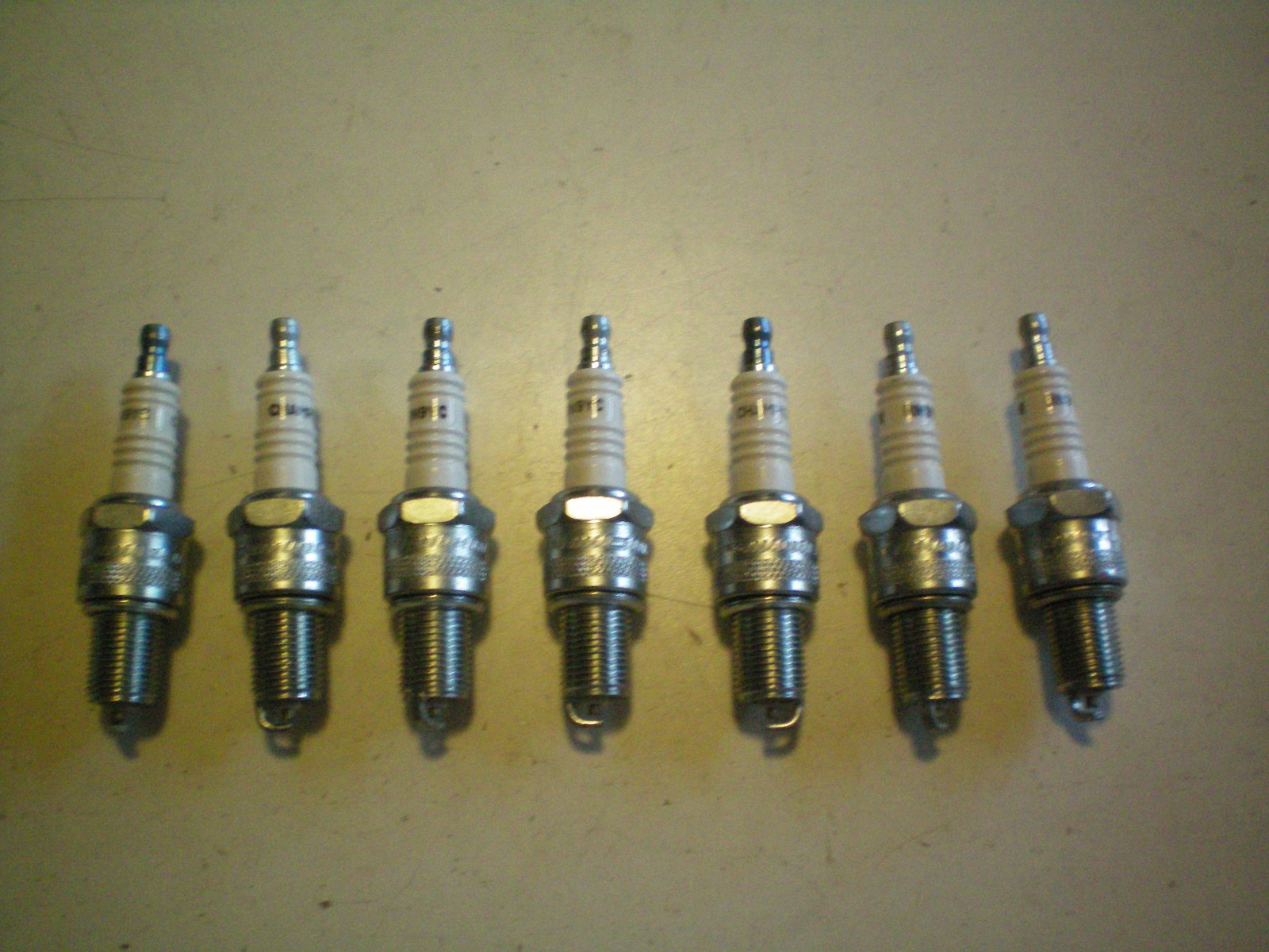 CHAMPION QUANTITY SEVEN OF #RN9YC / #415  SPARK PLUGS , FREE SHIPPING