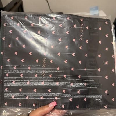 Mary Kay Rollup Travel Bag for Beauty & Personal Care Products - New in Package