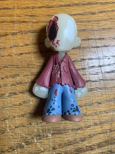 Funko Mystery Minis The Walking Dead One- Eyed Walker Zombie Vinyl Figure