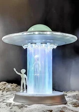 UFO Alien Model Table Lamp Area 51 Roswell Spacecraft LED - Touch sensor