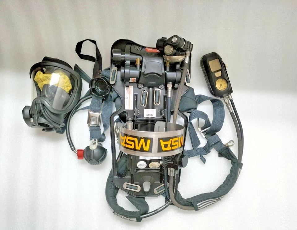 MSA FIREHAWK M7 AIR MASK SCBA AVEC MASQUE CBRN SANS CYLINDRE - Photo 1/4