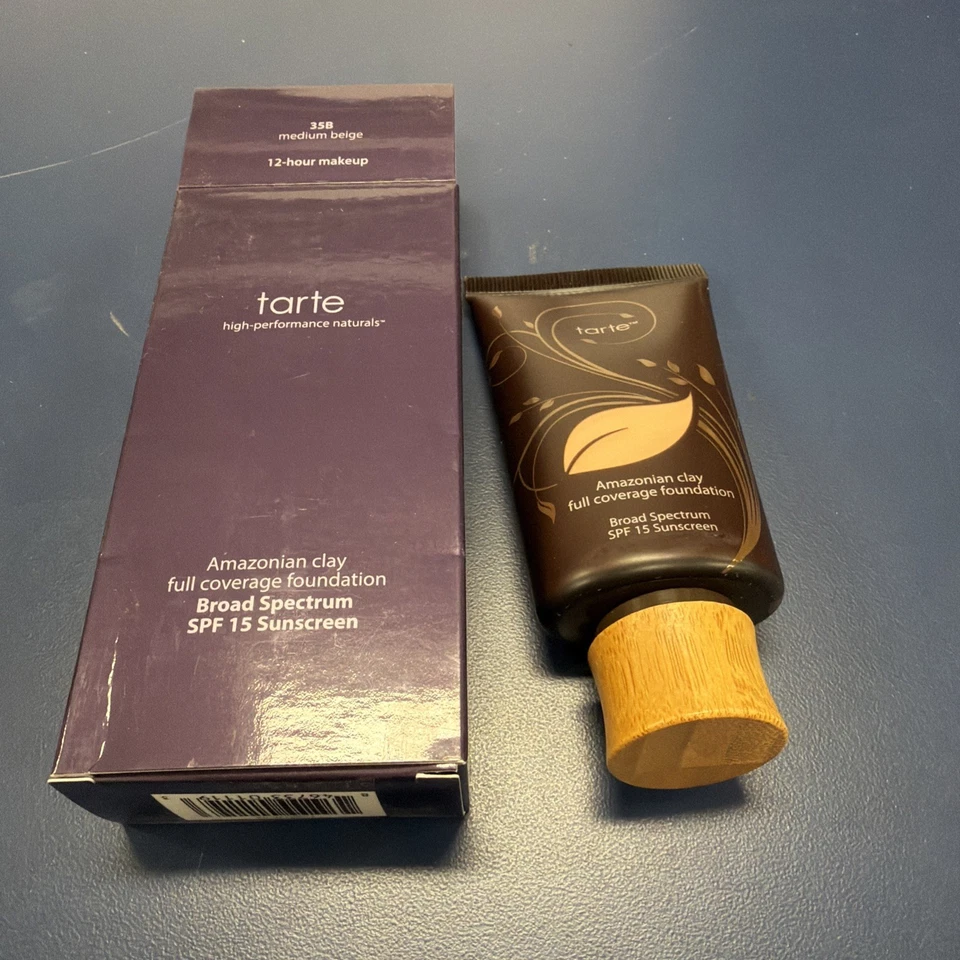 Base Tarte Amazonian Clay 12 HR Cobertura Completa FPS 15 35b Beige Medio Foto 3 de 3