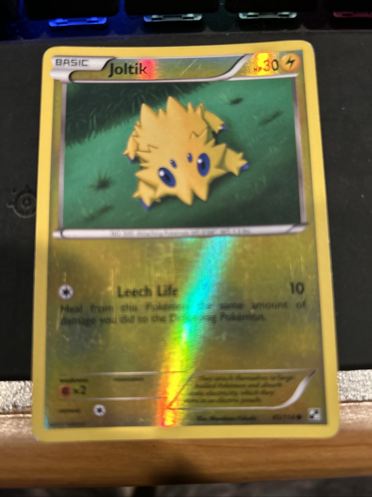 Pokemon card Joltik 45/114 Black & White Reverse Holo 1-3