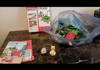 K'NEX Nintendo Super Mario Bros Cat Mario Building Toy Set Unsure Complete As Is