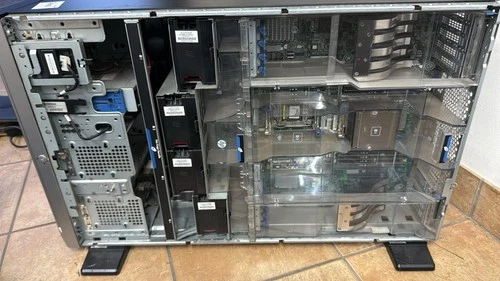 HP Proliant ML350P Gen8 server