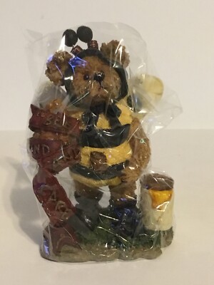 Boyds Bears Resin CAREN B BEARLOVE Resin Beehive Bearstone Honey 227722GCC NOS