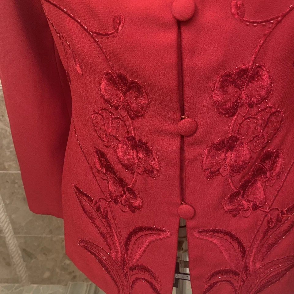 Amelia Key. Sz 12. Beaded and Embroidered. Lined. Long Sleeve. Fitted. LC - Image 3 of 4