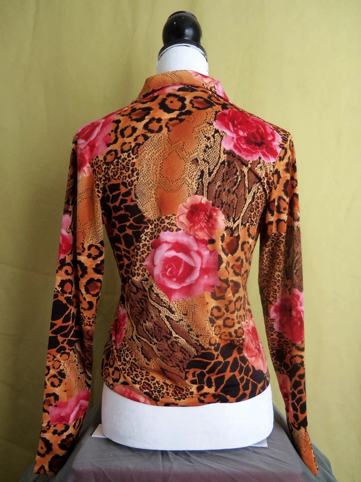 Blusa poliéster estampado floral animal+sin límites años 90 No Boundaries caprichoso. Talla S-M Foto 4 de 4